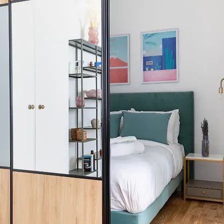 Home Suite Home Montaigne Place De L'Alma Paris